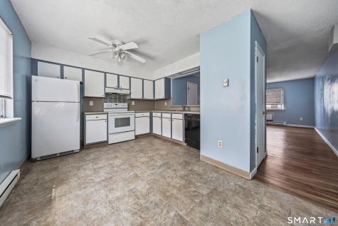 909 Hamilton Avenue Waterbury CT 06706