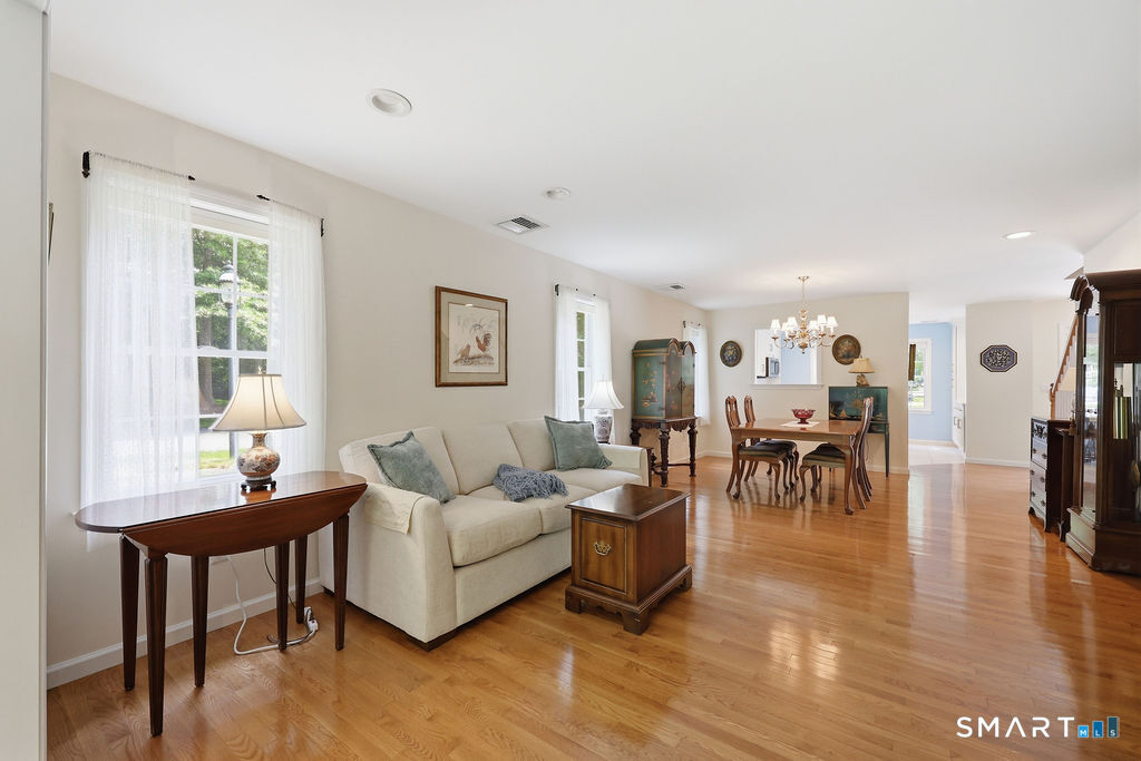46 Henley Way West Hartford CT 06117
