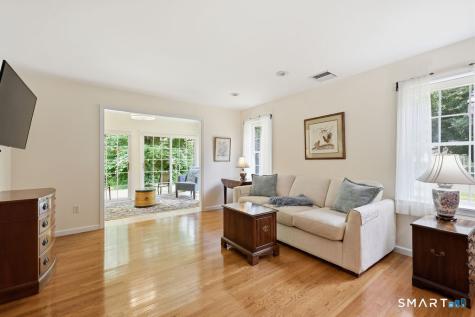 46 Henley Way West Hartford CT 06117