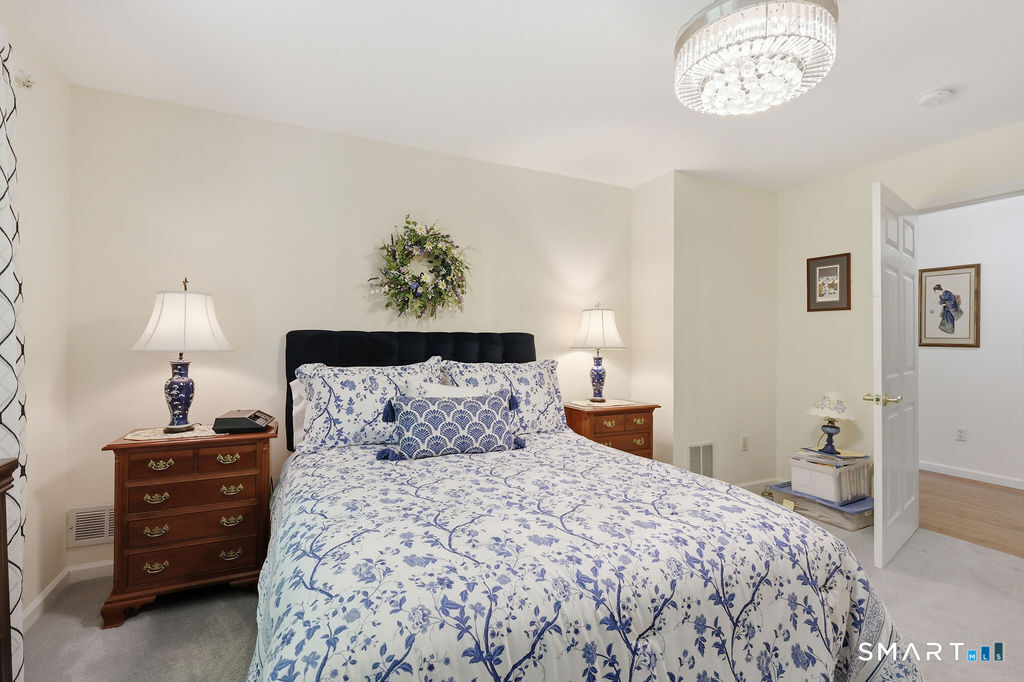 46 Henley Way West Hartford CT 06117