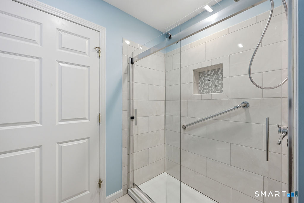 46 Henley Way West Hartford CT 06117
