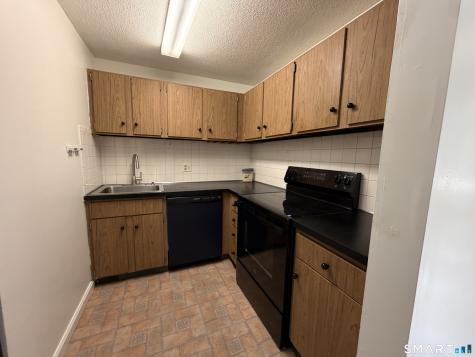 270 Burgundy Hill Lane Middletown CT 06457