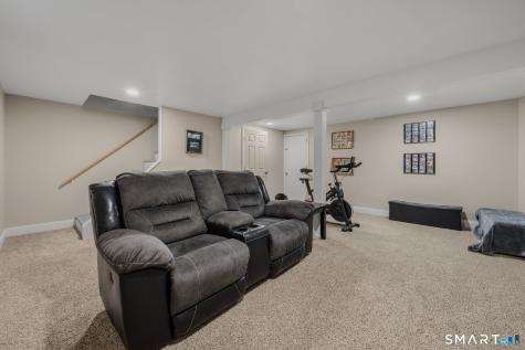81 East Pattagansett Road East Lyme CT 06357