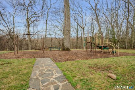 81 East Pattagansett Road East Lyme CT 06357