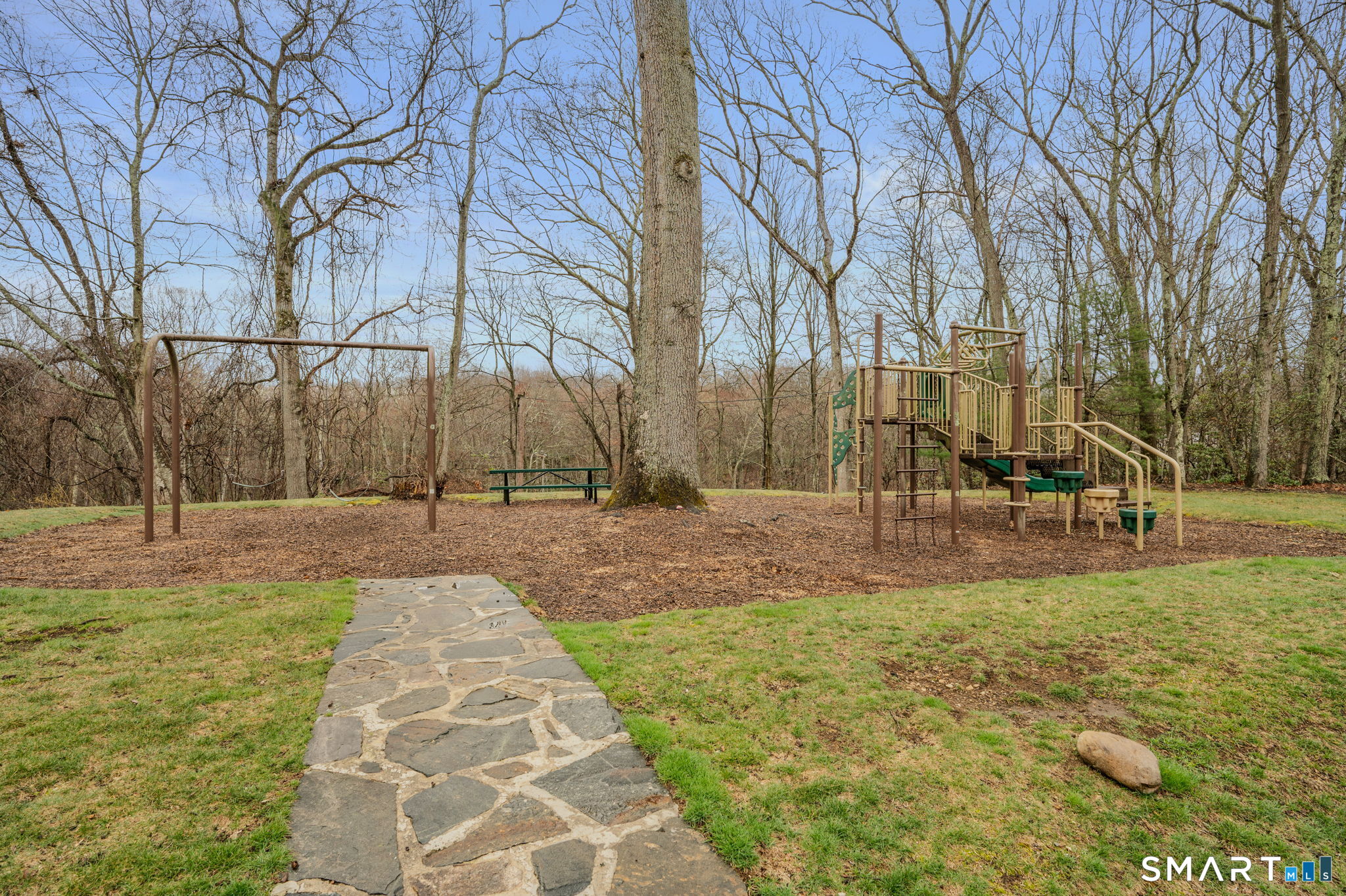 81 East Pattagansett Road East Lyme CT 06357