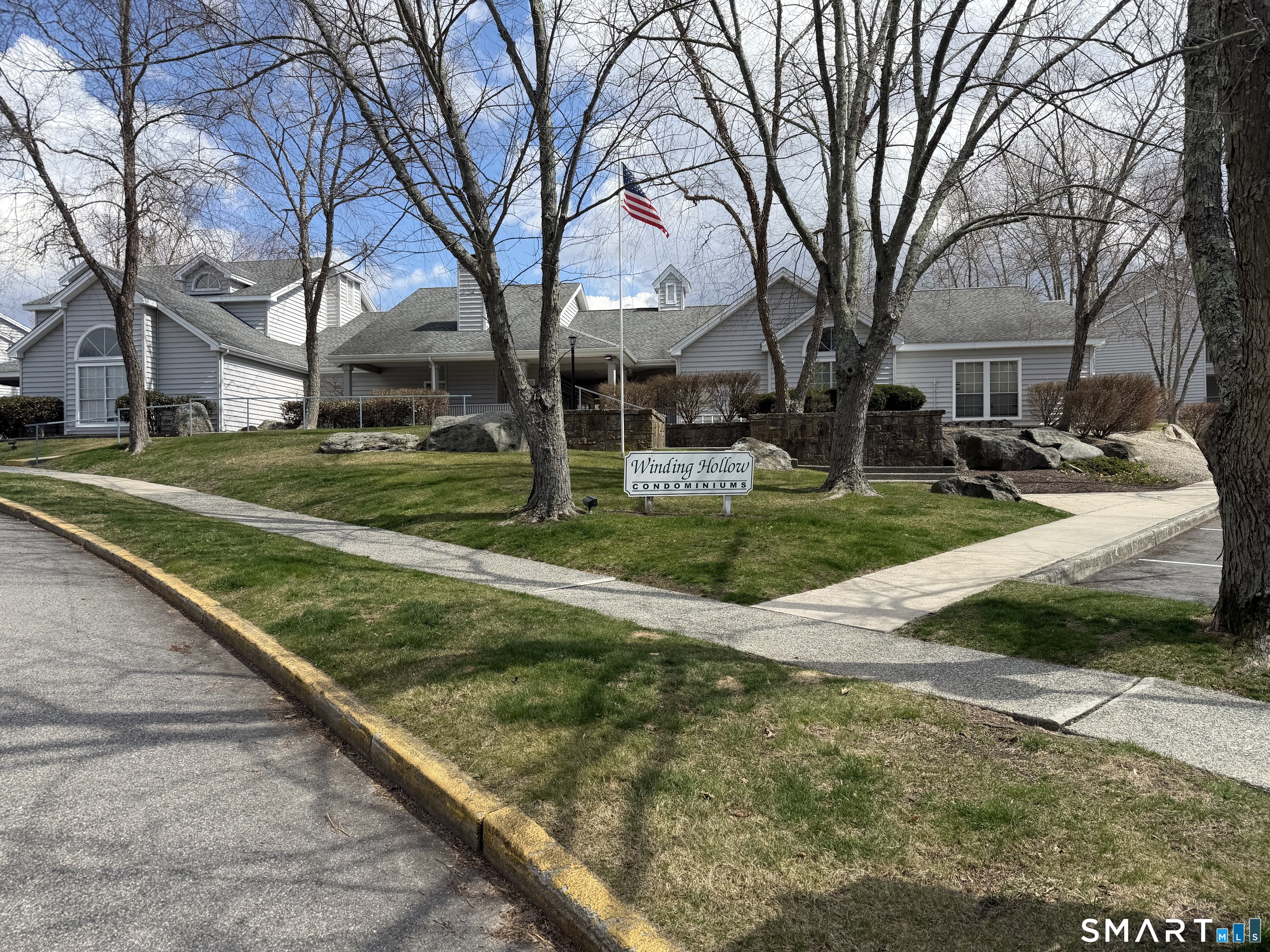 87 Leafwood Lane Groton CT 06340