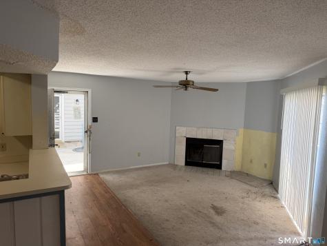 87 Leafwood Lane Groton CT 06340