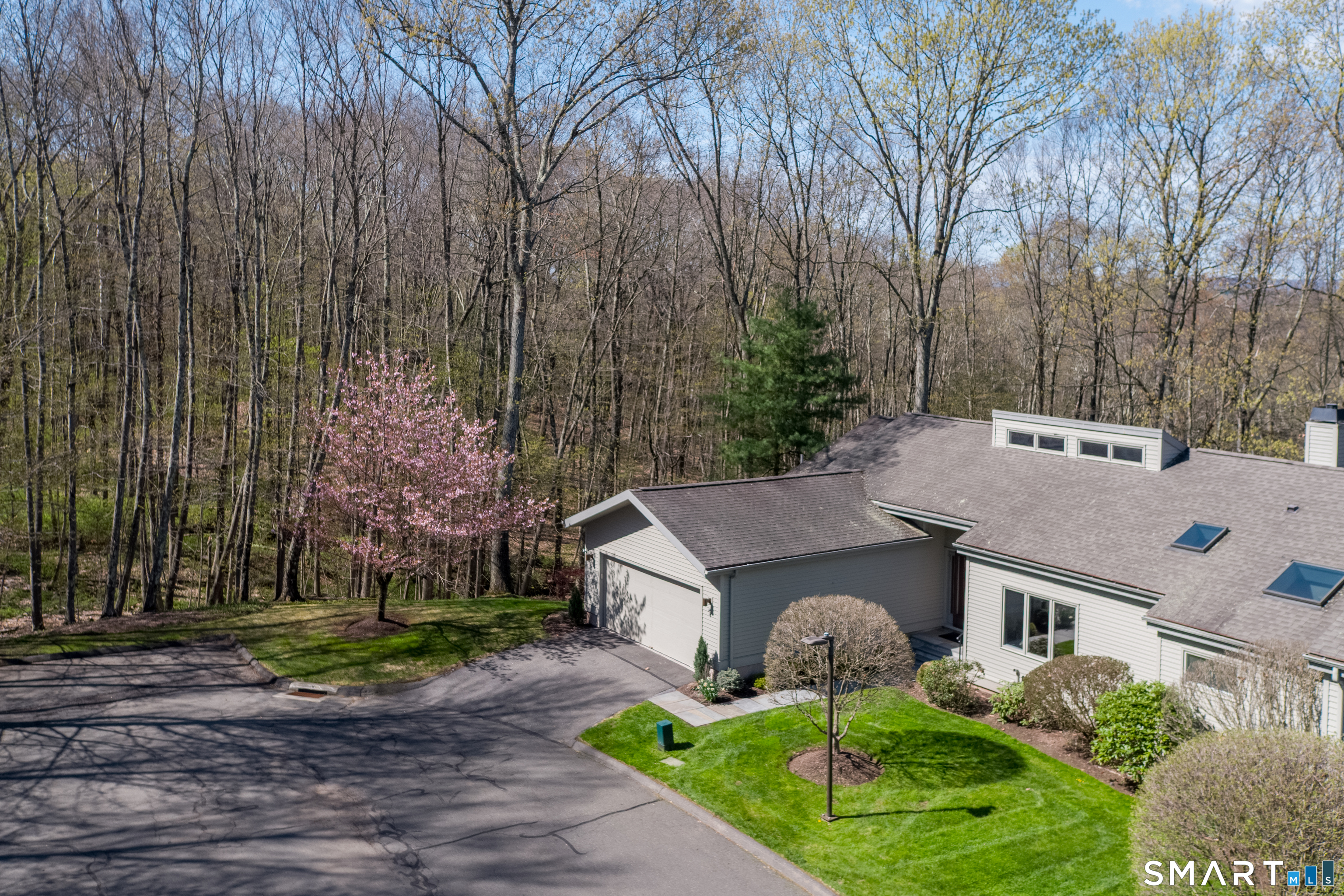 7 Shirecrest Avon CT 06001