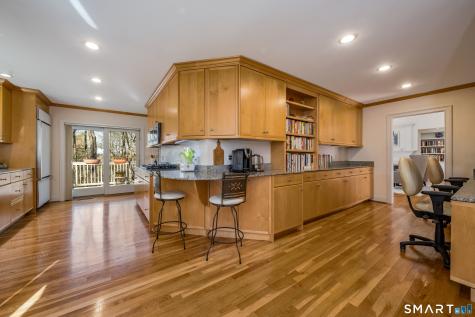 7 Shirecrest Avon CT 06001