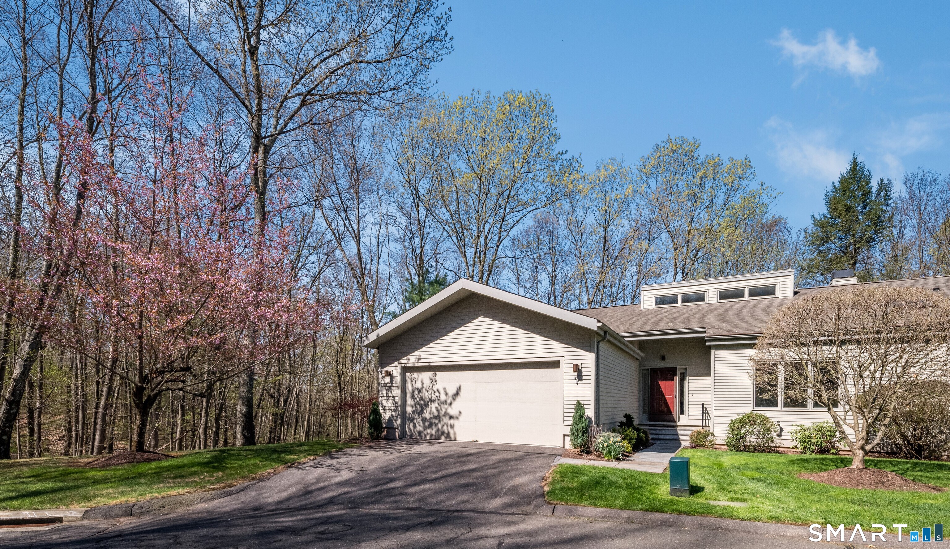 7 Shirecrest Avon CT 06001