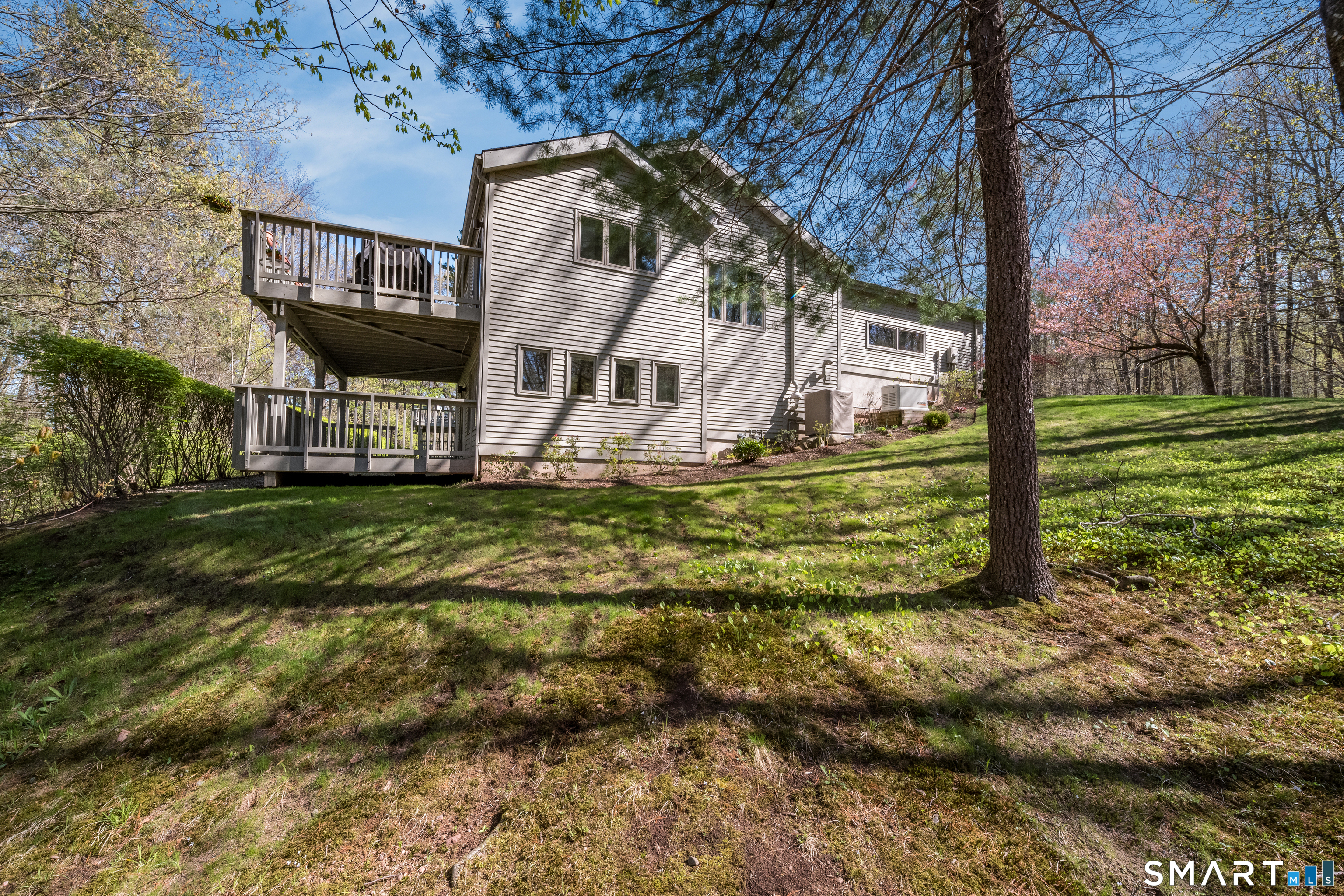 7 Shirecrest Avon CT 06001