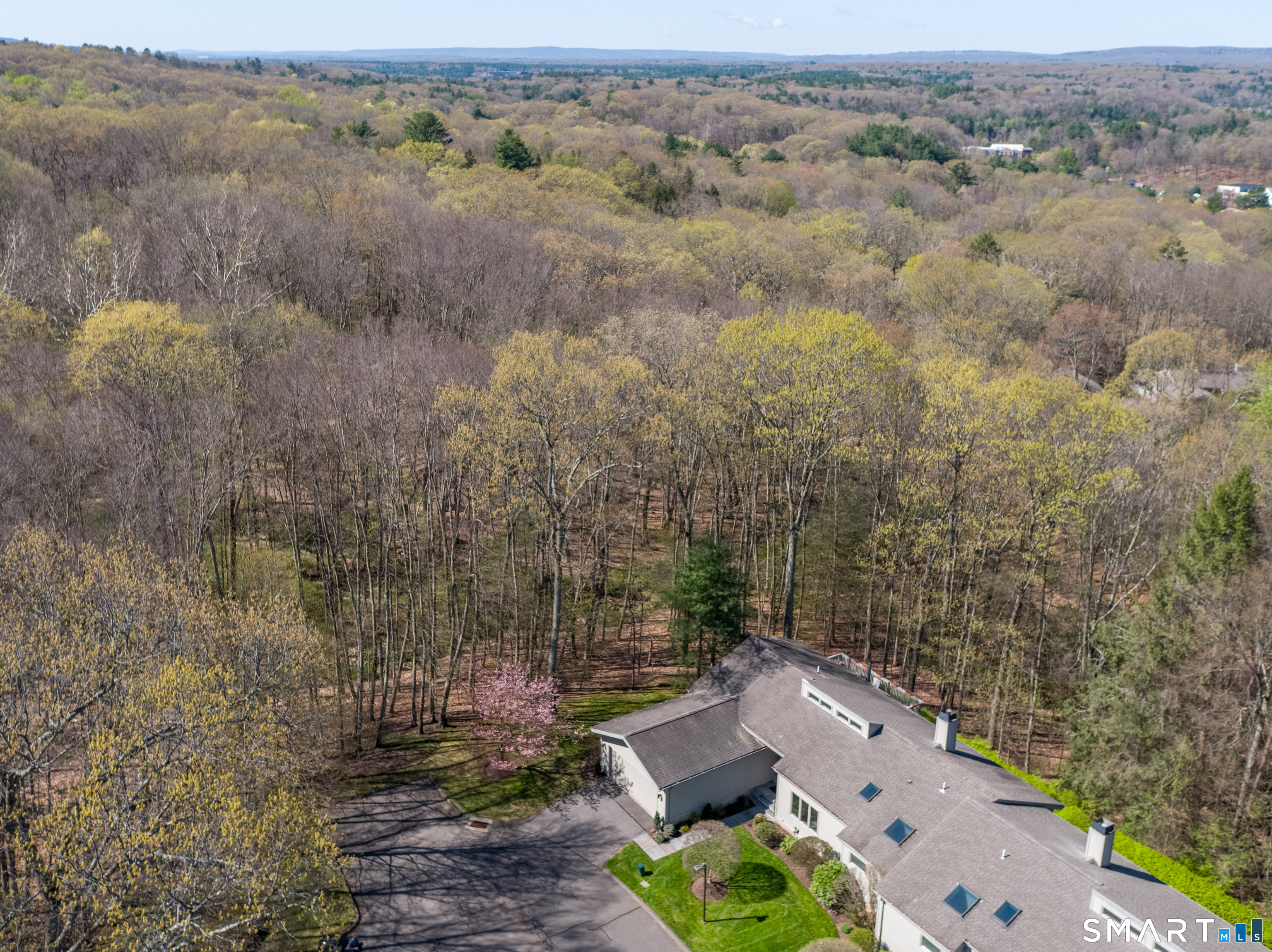 7 Shirecrest Avon CT 06001