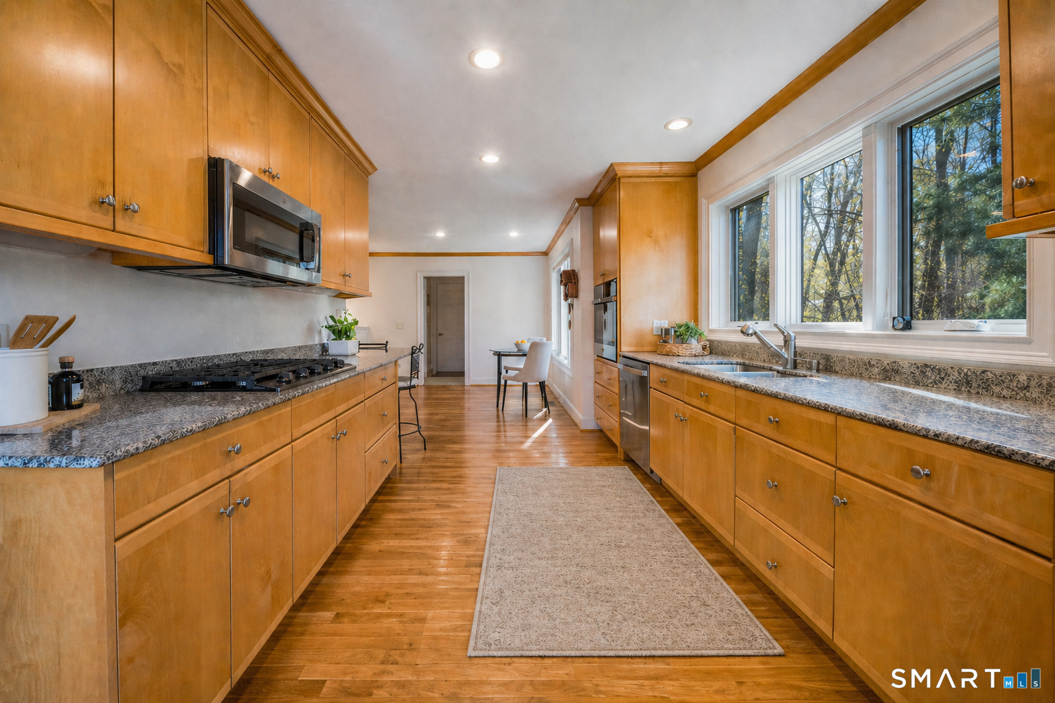 7 Shirecrest Avon CT 06001