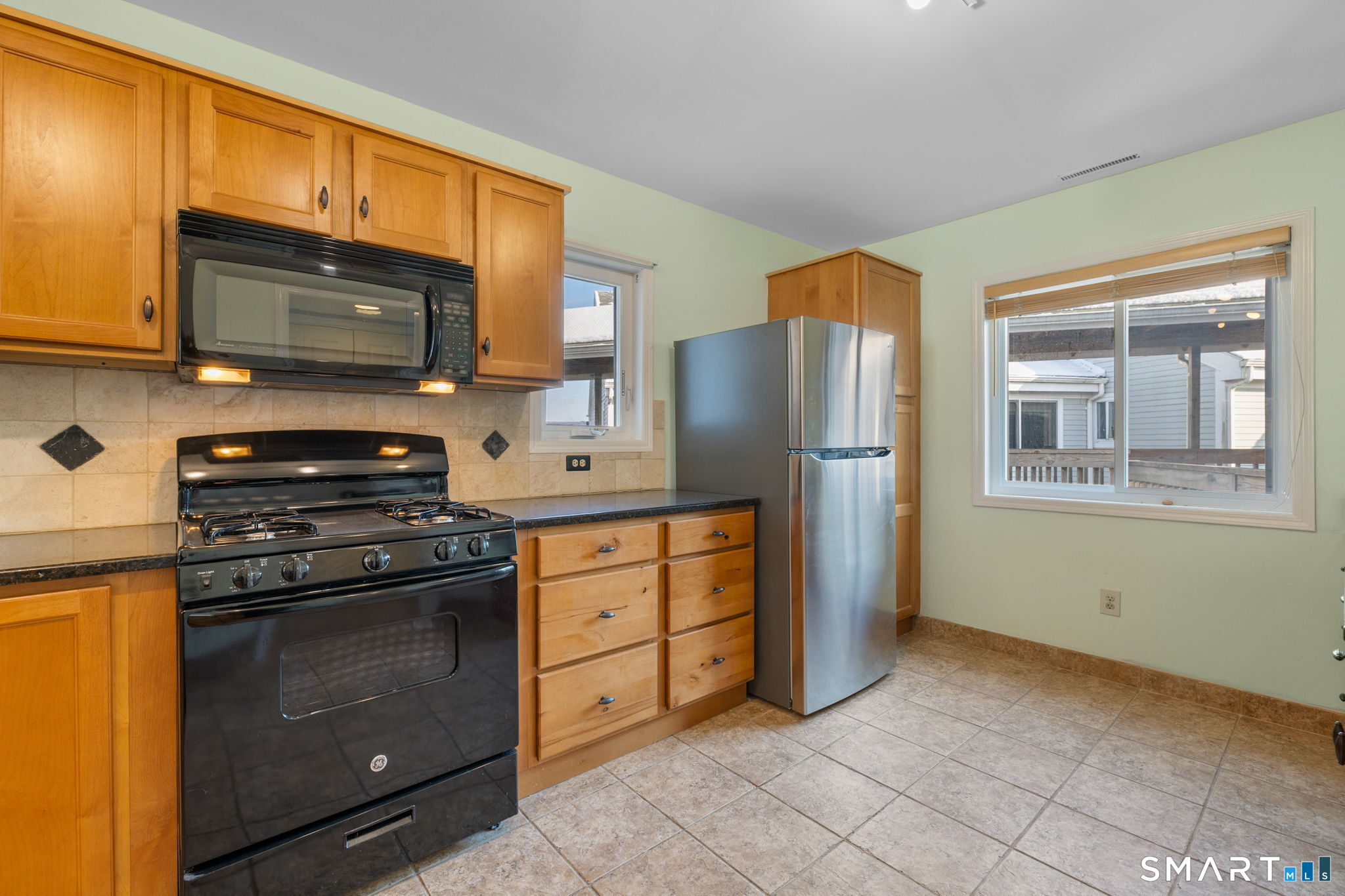 2 Mansfield Grove Road East Haven CT 06512
