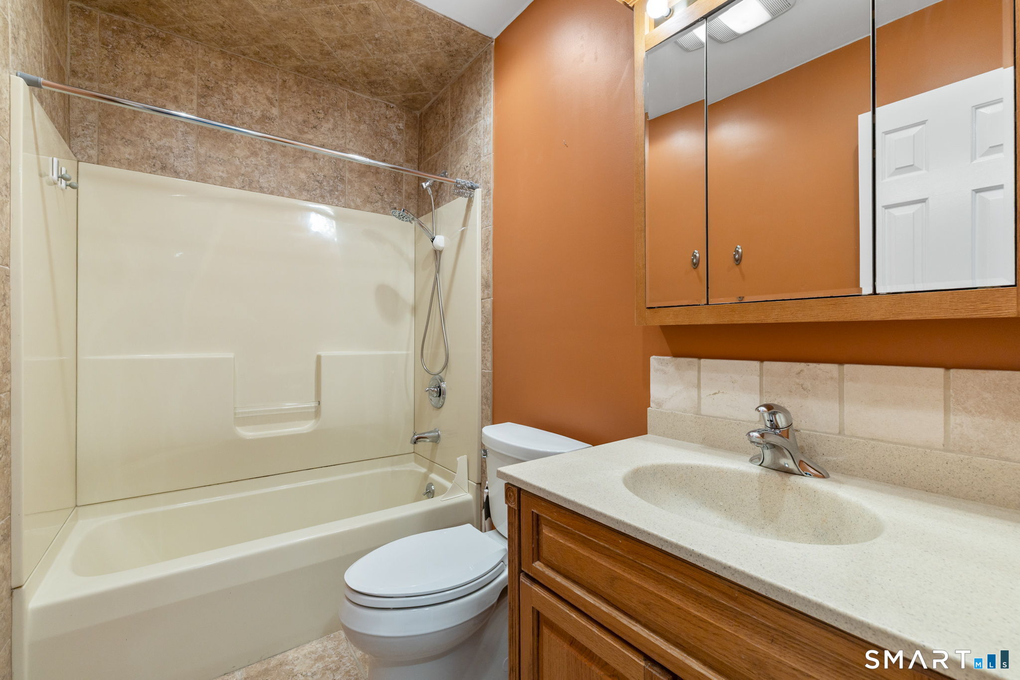 2 Mansfield Grove Road East Haven CT 06512