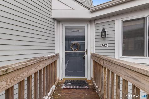 2 Mansfield Grove Road East Haven CT 06512