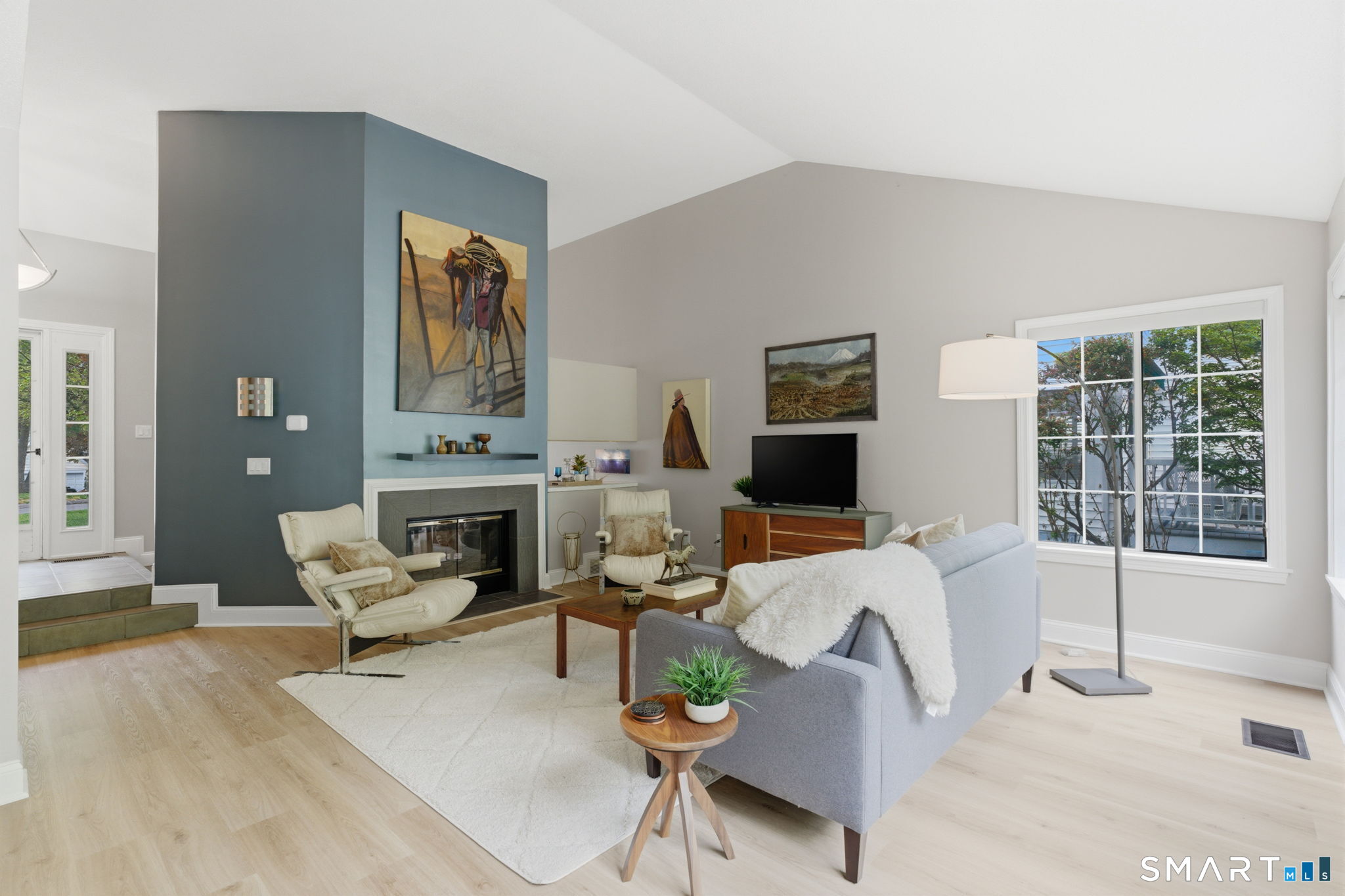 32 Southbridge Court Simsbury CT 06070