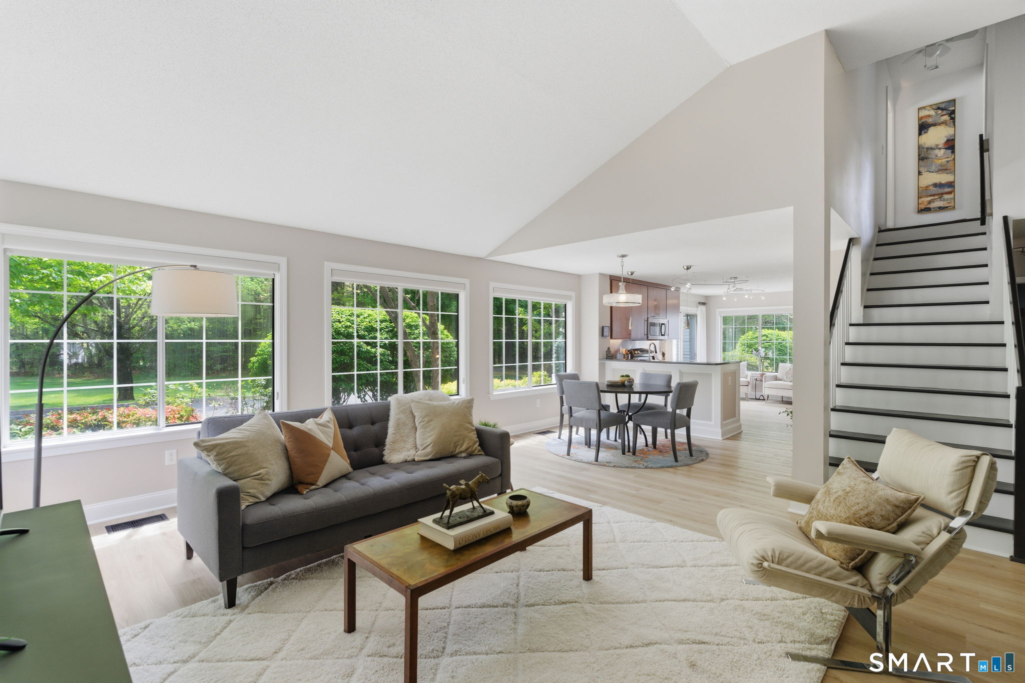 32 Southbridge Court Simsbury CT 06070