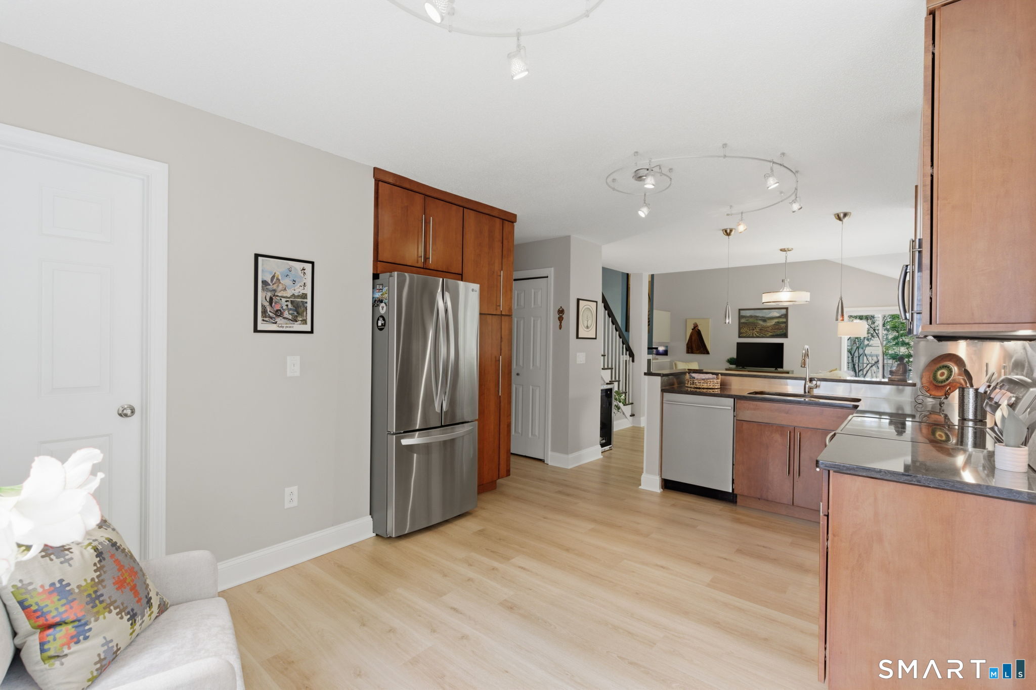 32 Southbridge Court Simsbury CT 06070