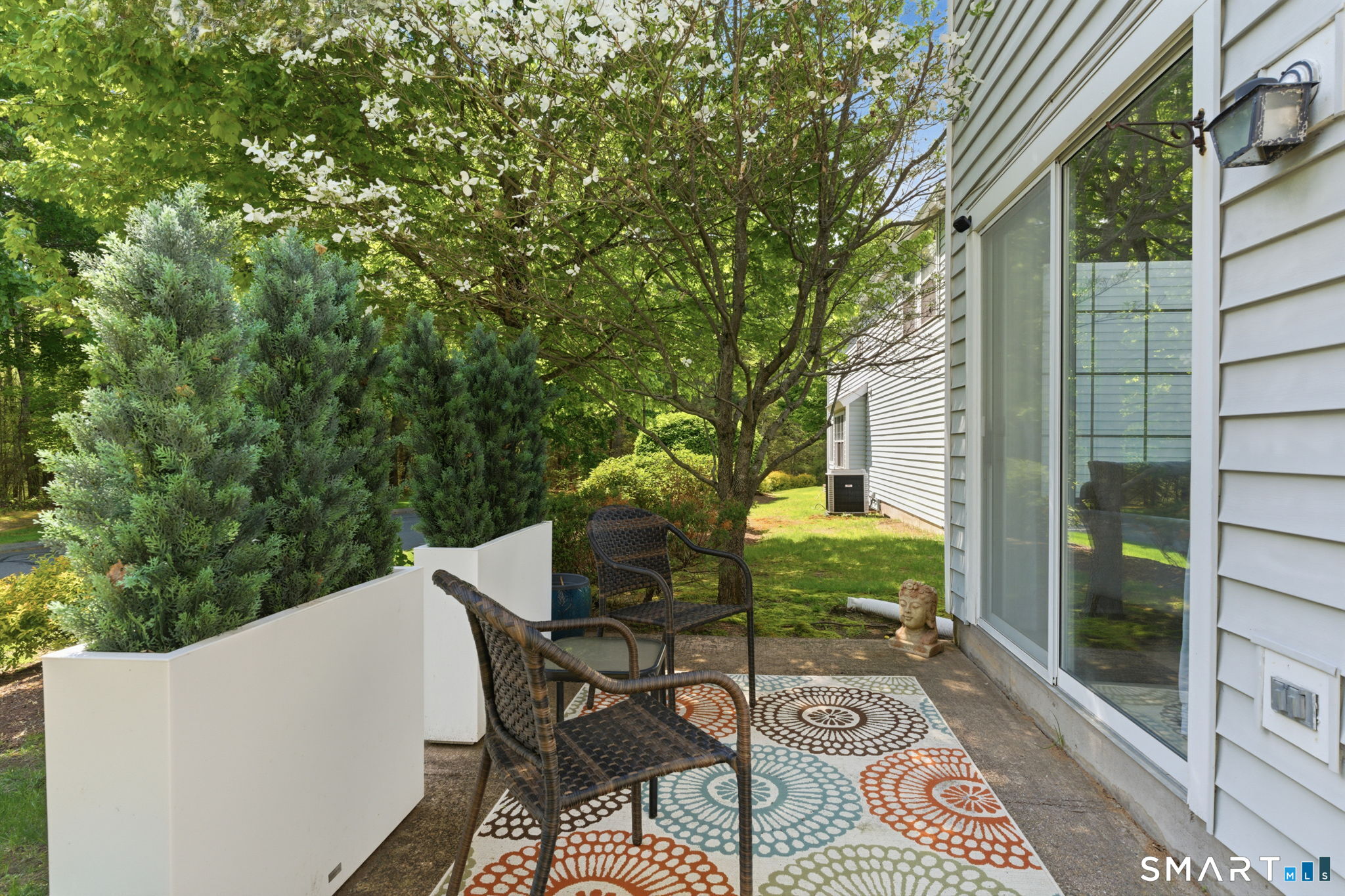 32 Southbridge Court Simsbury CT 06070
