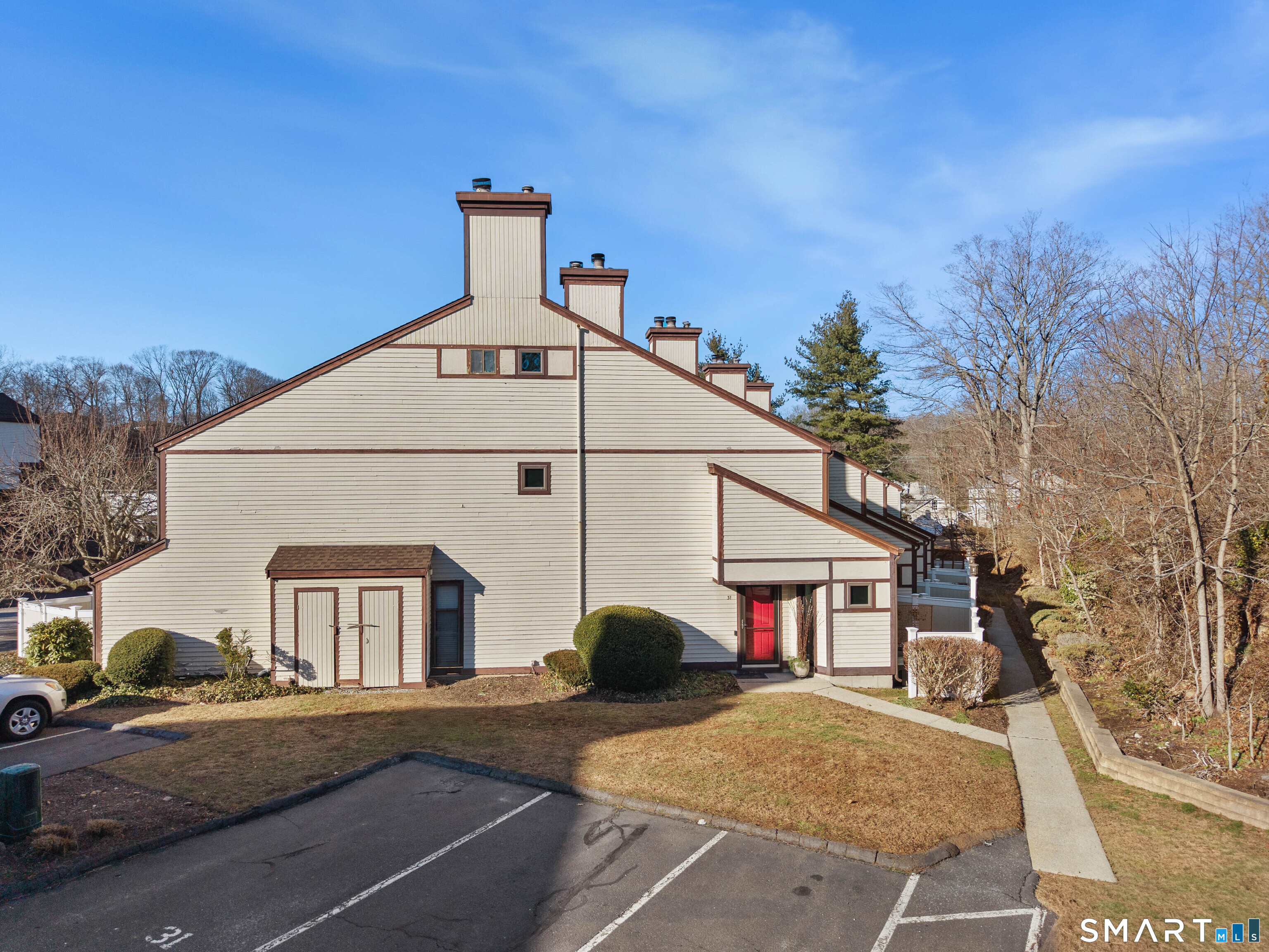 81 Main Street Branford CT 06405