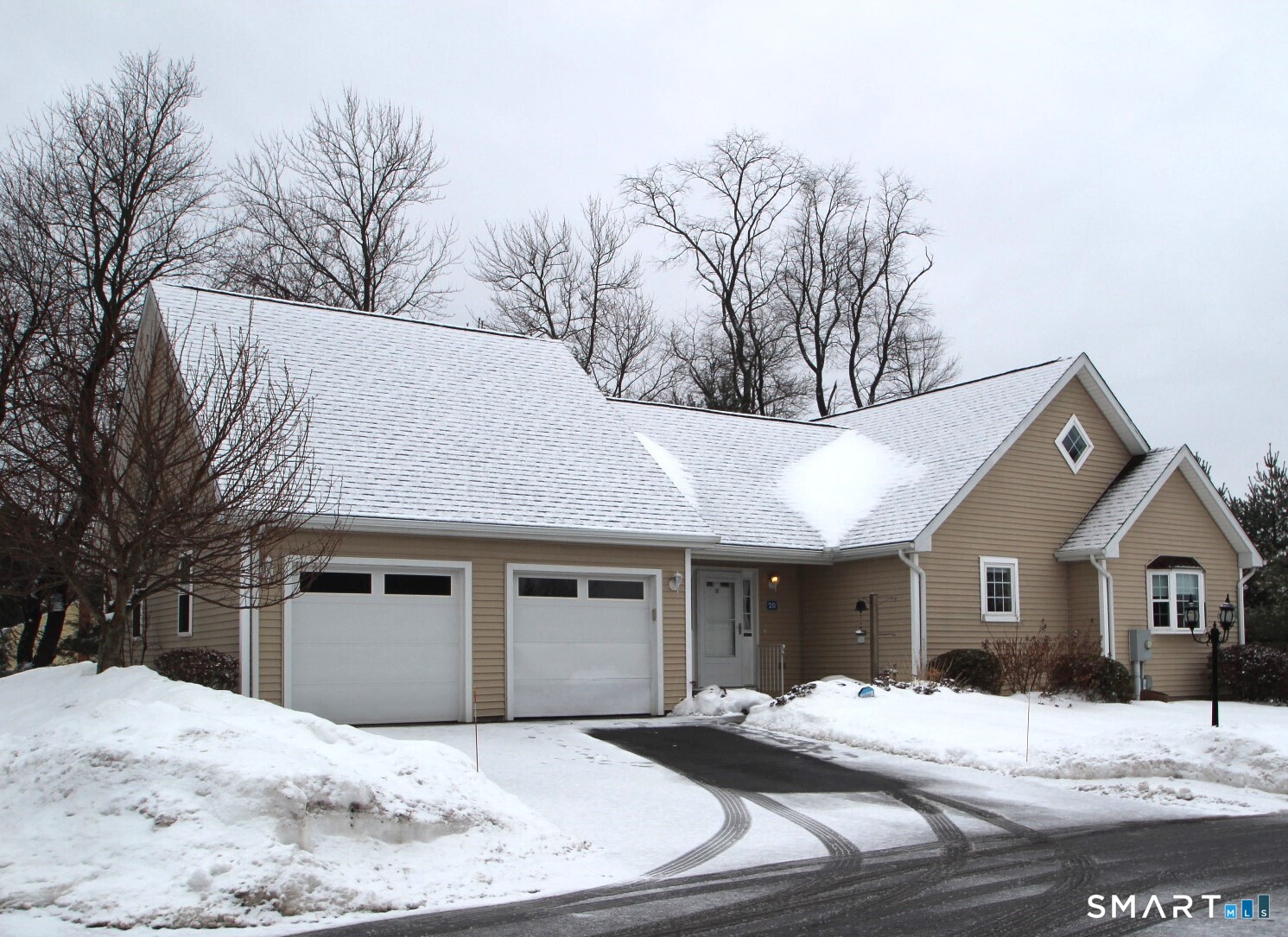 20 Vincent Court East Hartford CT 06108