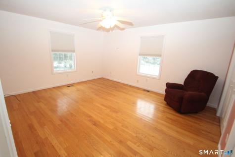 20 Vincent Court East Hartford CT 06108