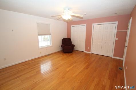 20 Vincent Court East Hartford CT 06108