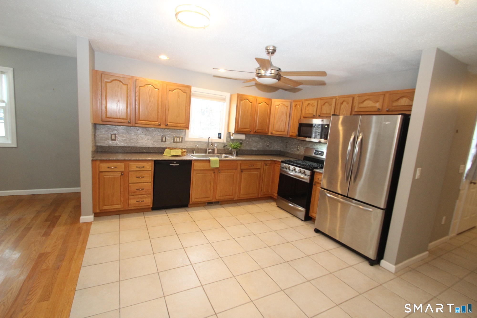 20 Vincent Court East Hartford CT 06108