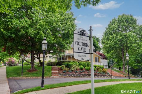 36 Catoonah Street Ridgefield CT 06877