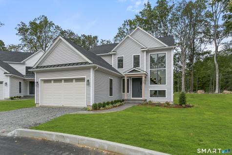 90 Oronoque Hills Road Stratford CT 06614