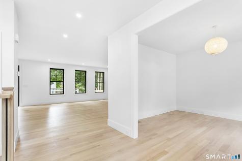90 Oronoque Hills Road Stratford CT 06614