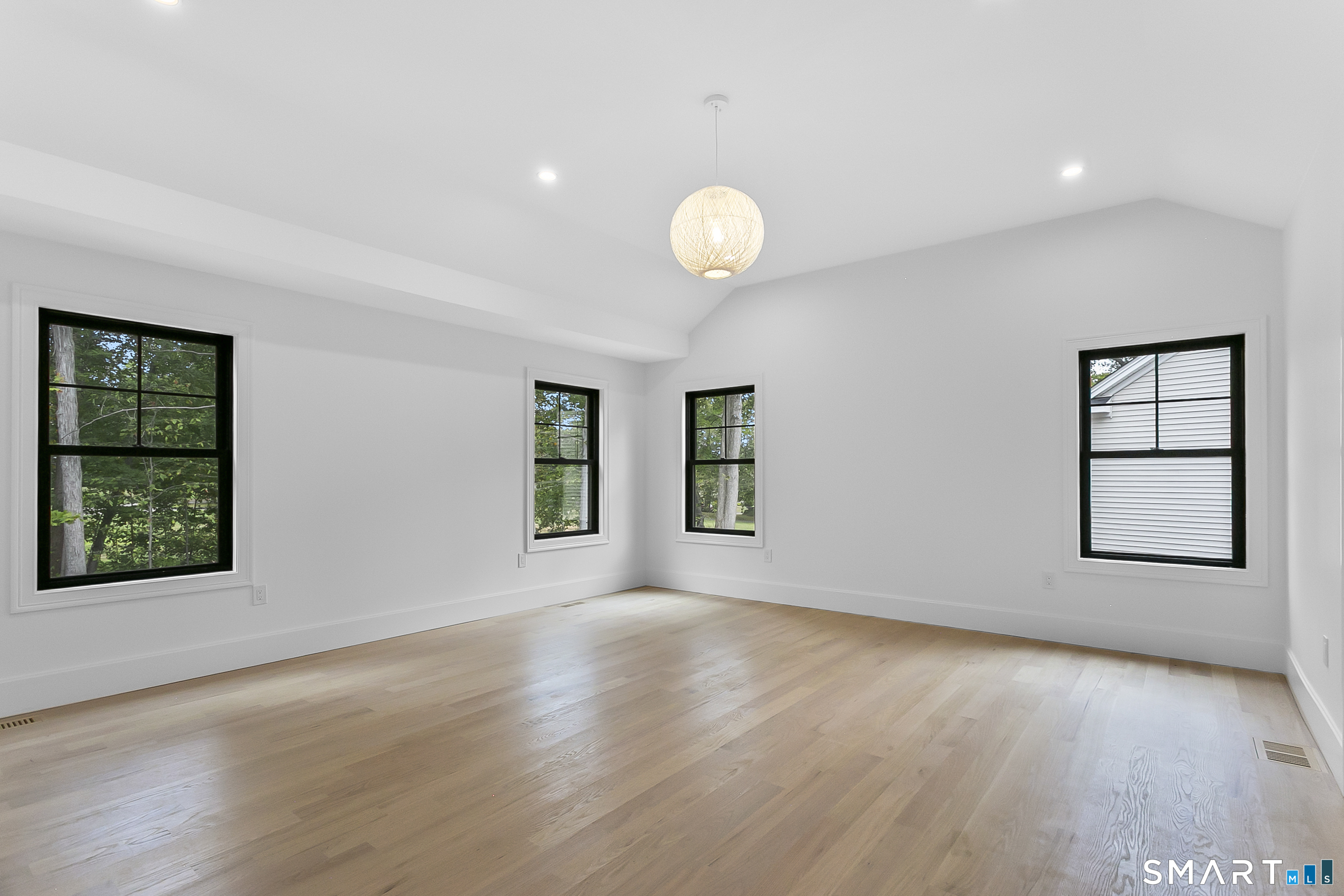90 Oronoque Hills Road Stratford CT 06614