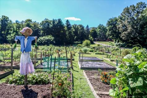 487 Heritage Village Southbury CT 06488