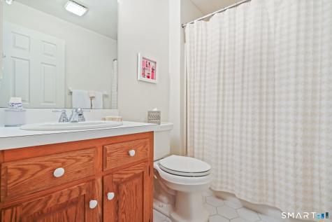 58 Lakeview Avenue New Canaan CT 06840