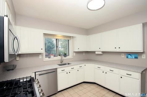 182 Main Street Manchester CT 06042