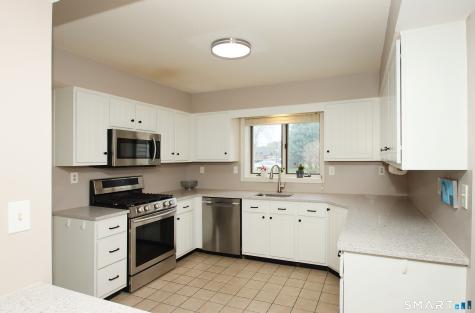 182 Main Street Manchester CT 06042