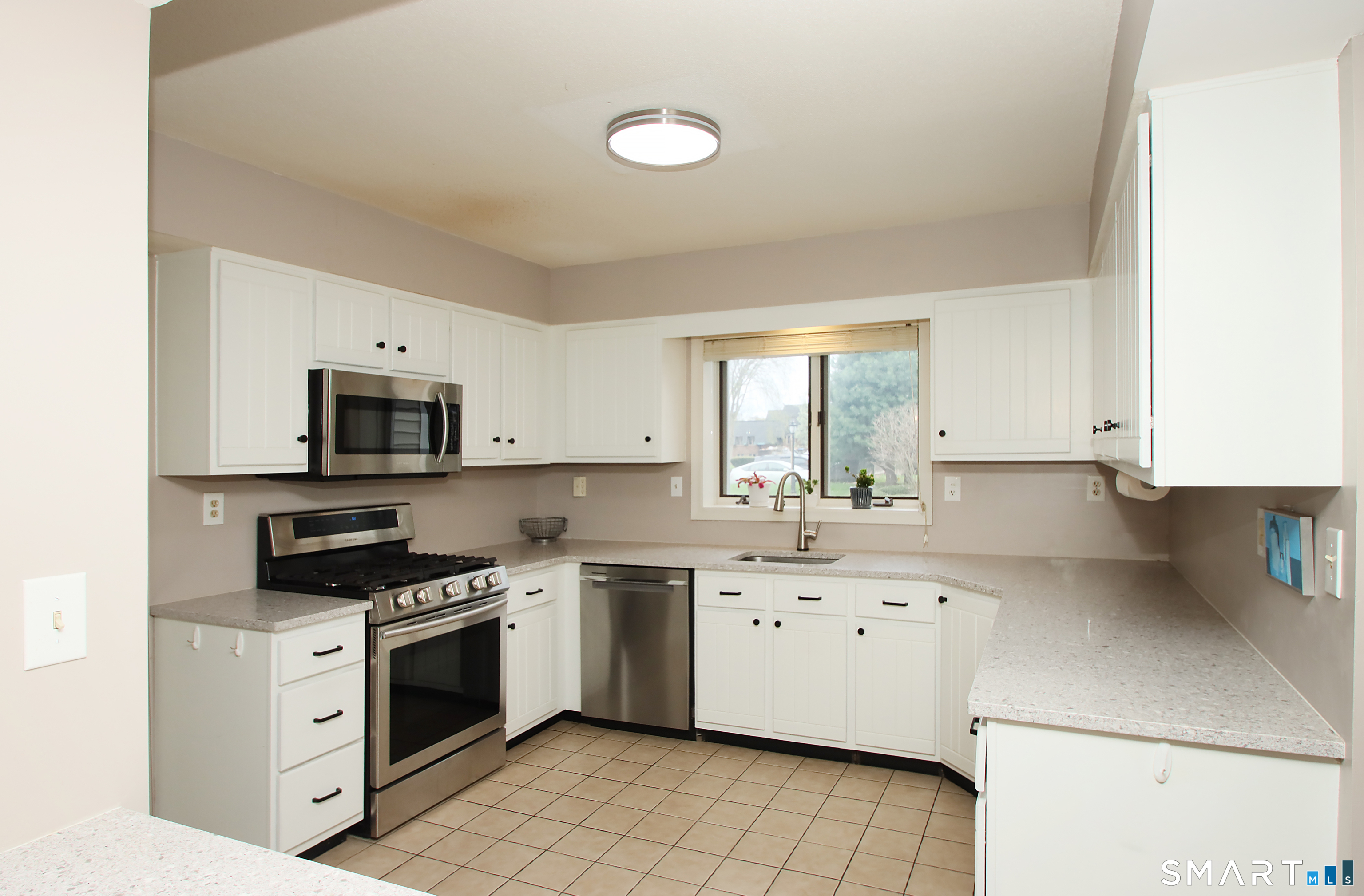 182 Main Street Manchester CT 06042