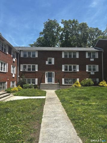 39 Briarwood Lane Branford CT 06405