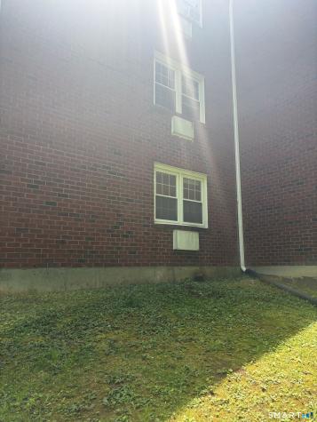 39 Briarwood Lane Branford CT 06405