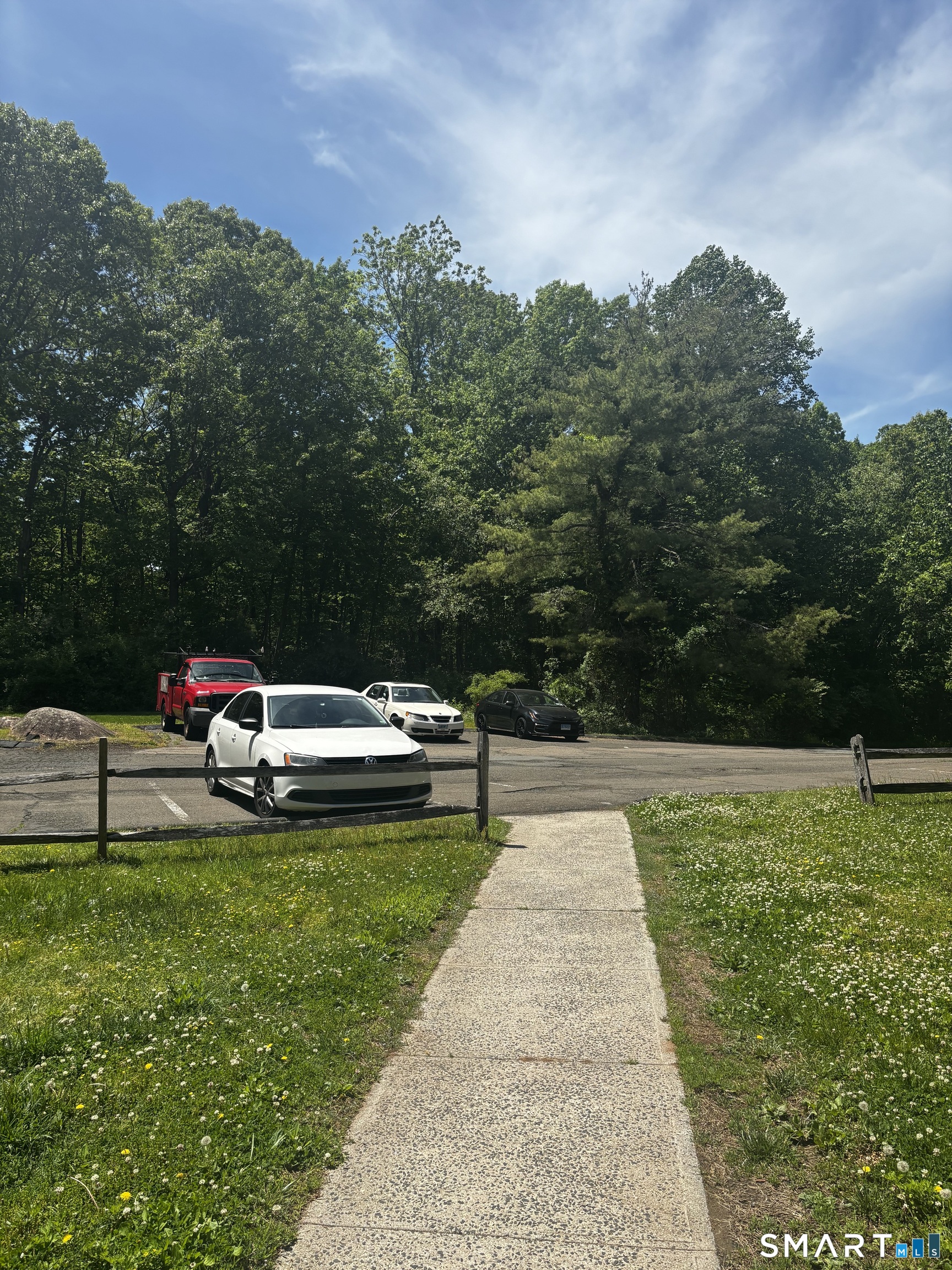 39 Briarwood Lane Branford CT 06405