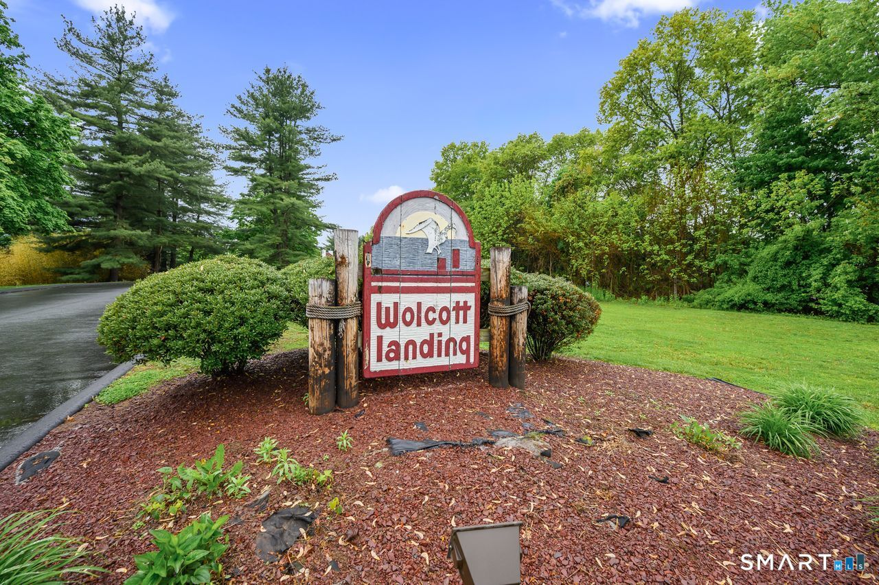 13 Riverview Drive East Windsor CT 06088