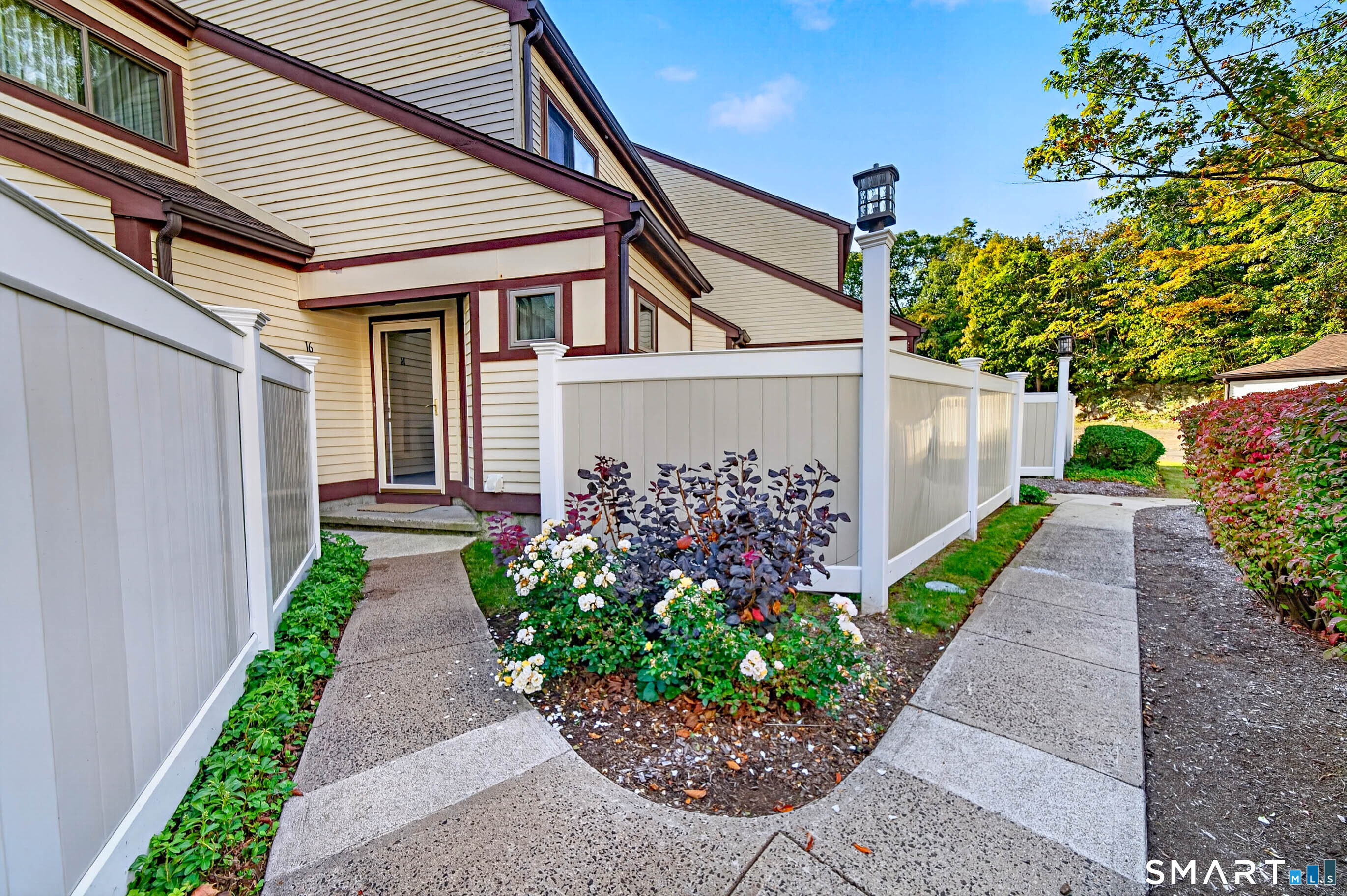 81 Main Street Branford CT 06405
