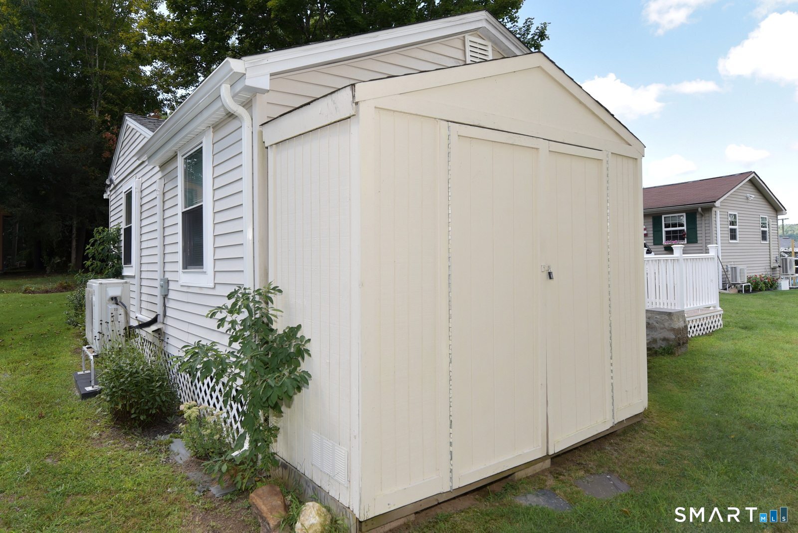 1 Day Point Road East Hampton CT 06424