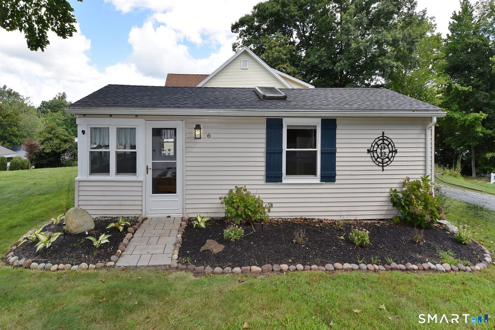 1 Day Point Road East Hampton CT 06424