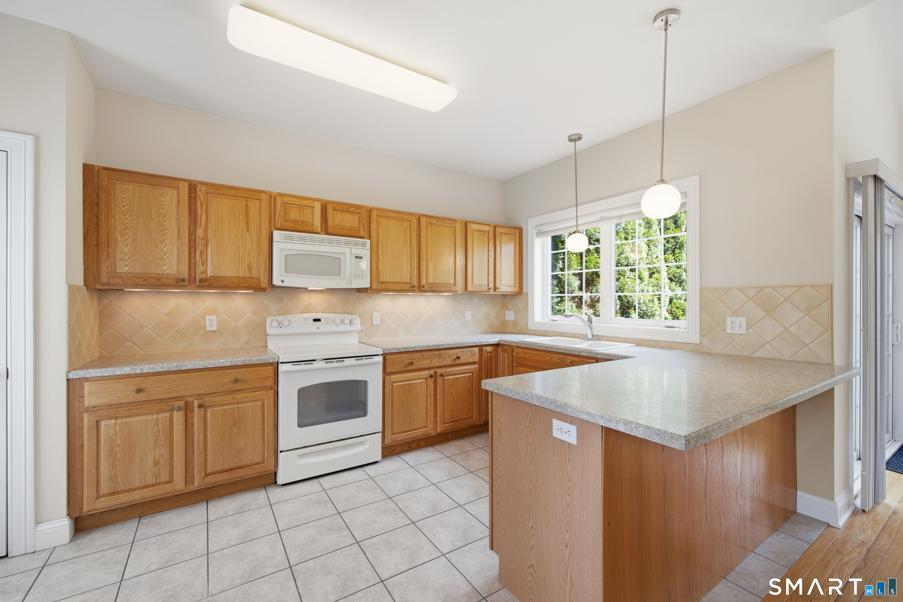 1003 Dzen Way South Windsor CT 06074