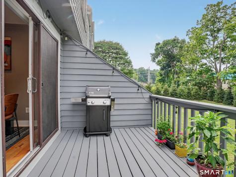 4 Fawn Ridge Lane Wilton CT 06897