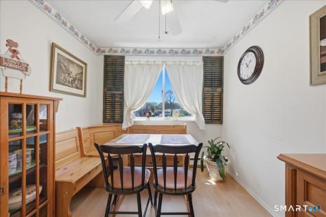 592 Shennecossett Road Groton CT 06340