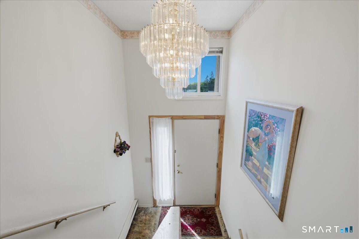 592 Shennecossett Road Groton CT 06340