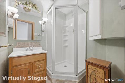 592 Shennecossett Road Groton CT 06340